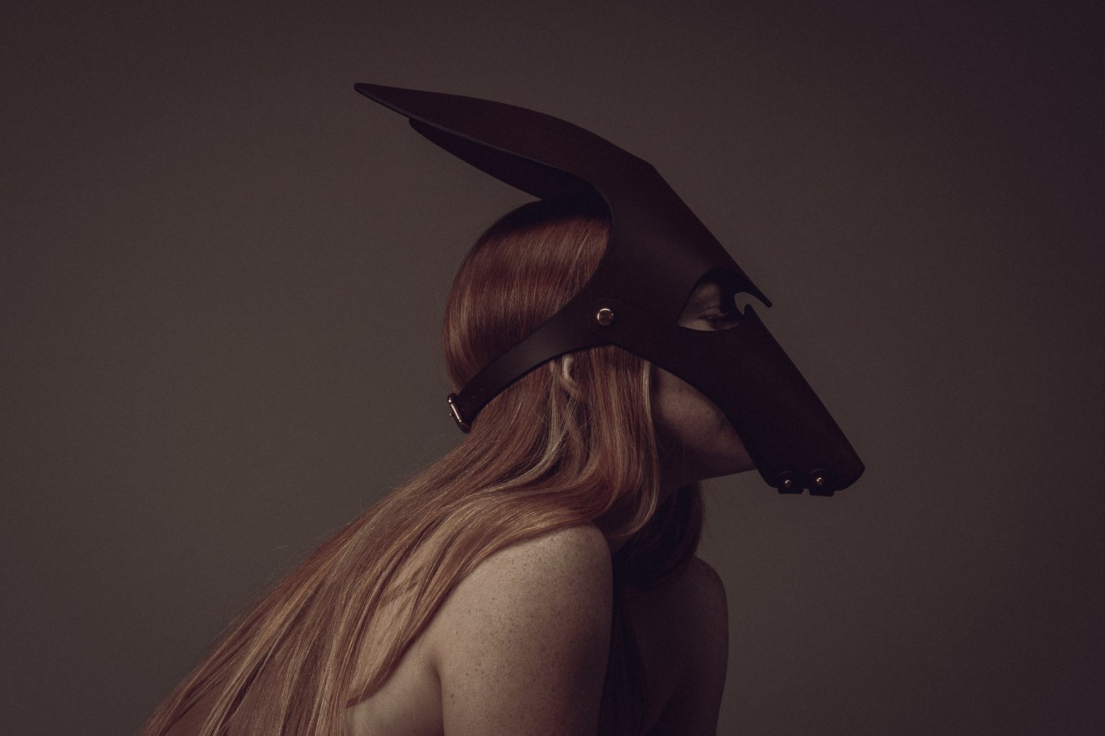 Editorial image tile 03